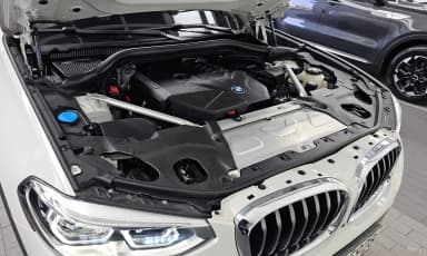 X4 (G02)