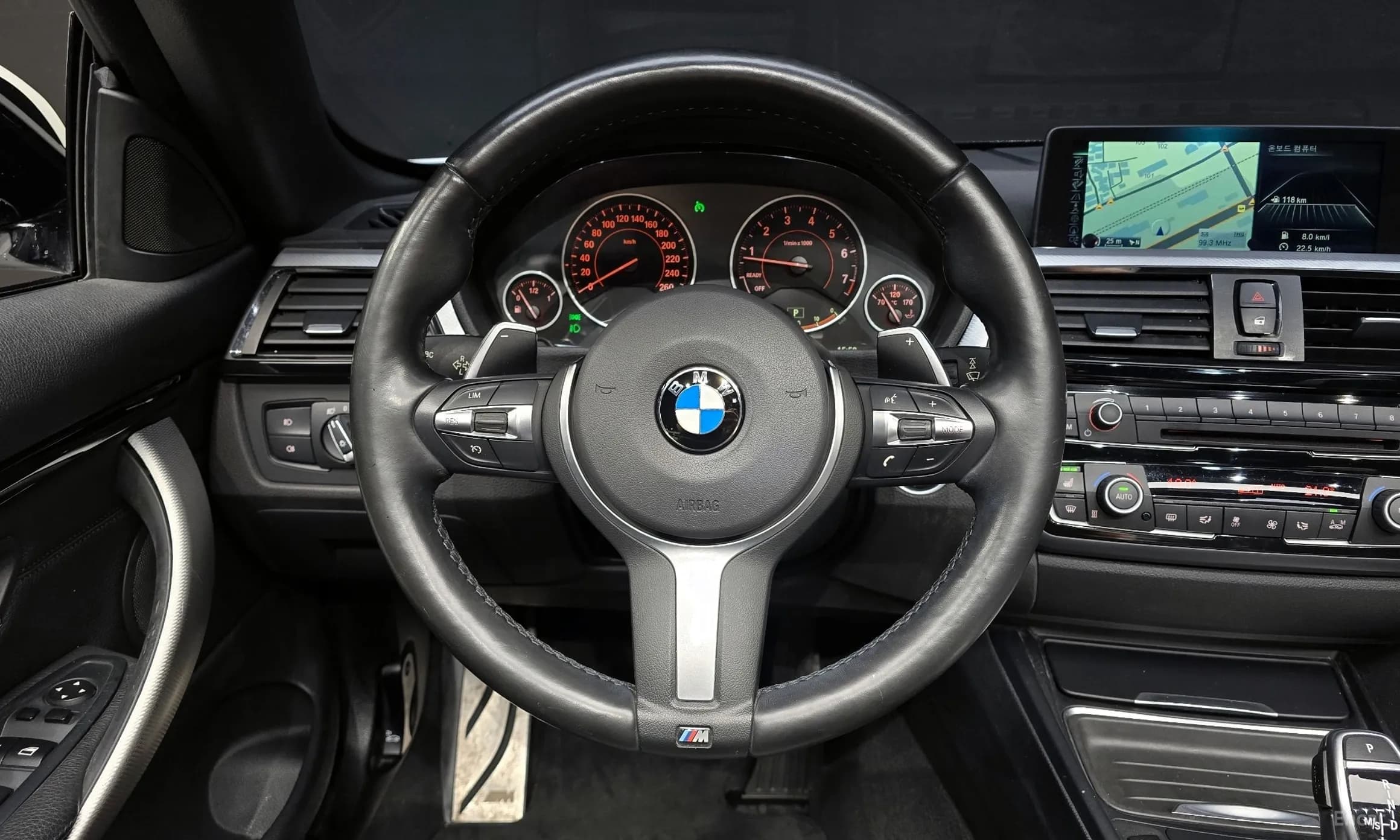 Series 4 (F32)