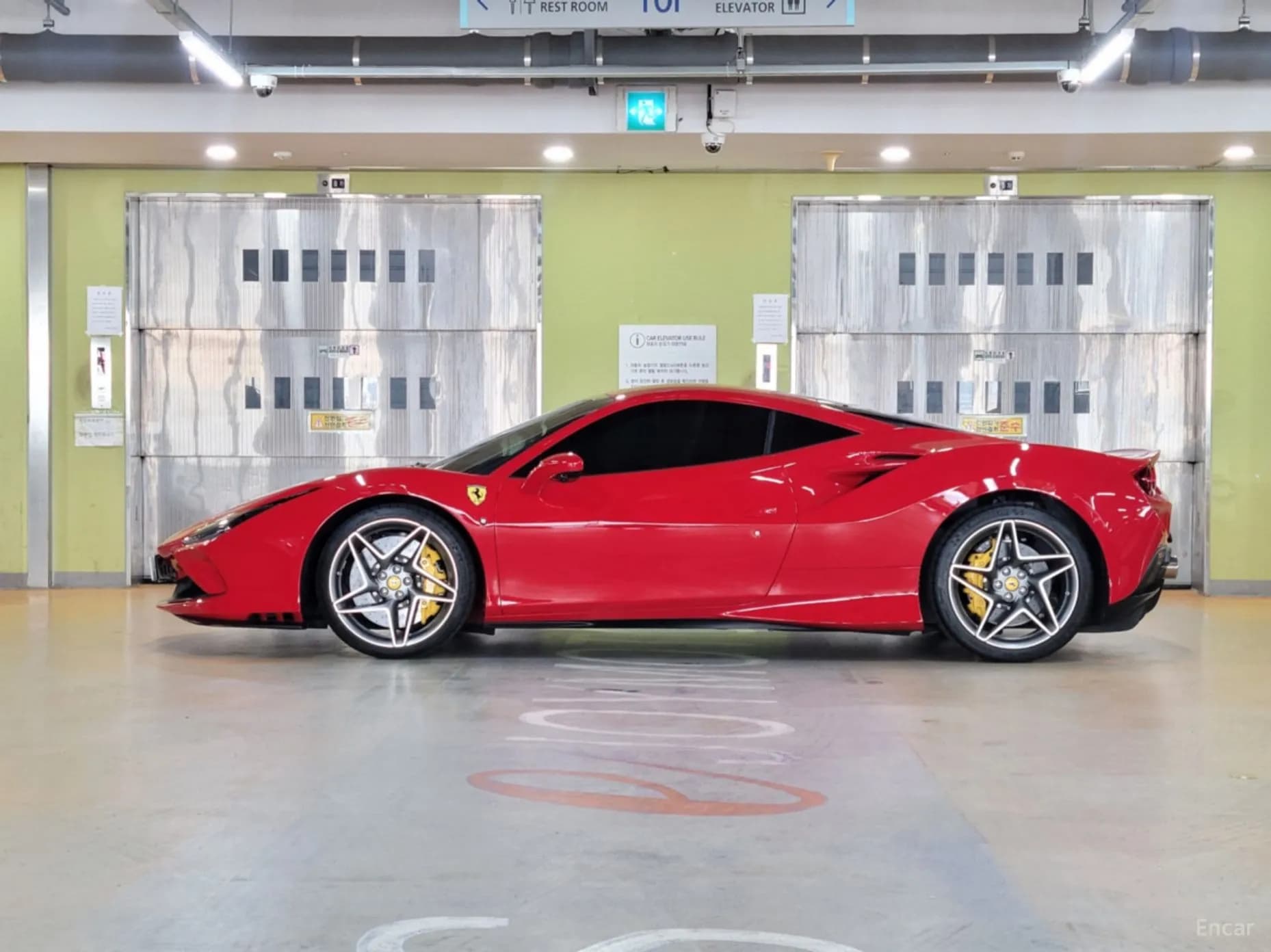 F8 Spider