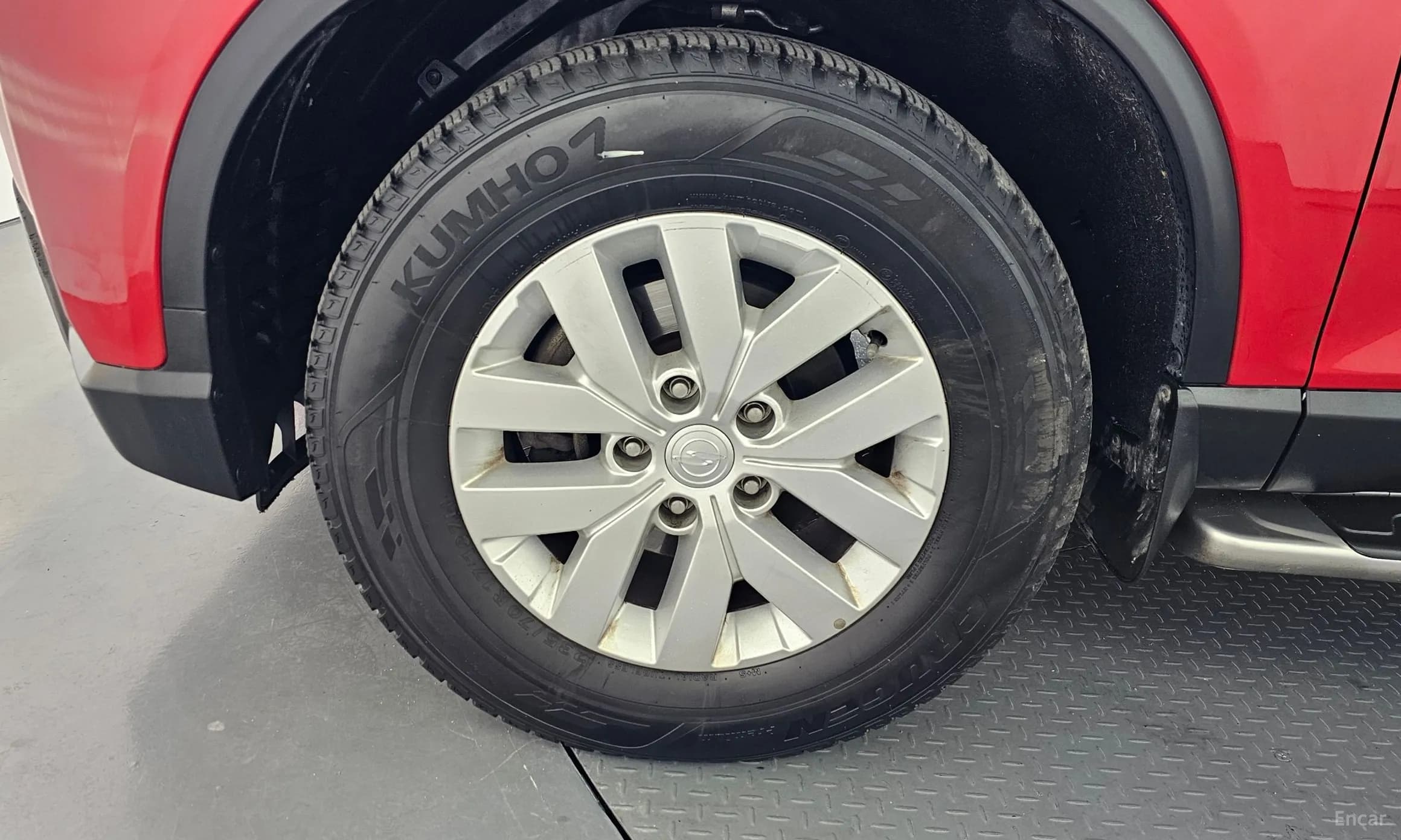 Rexton Sports Khan