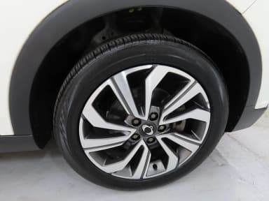 Berry New Tivoli