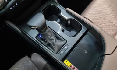 ES300h 7th Generation