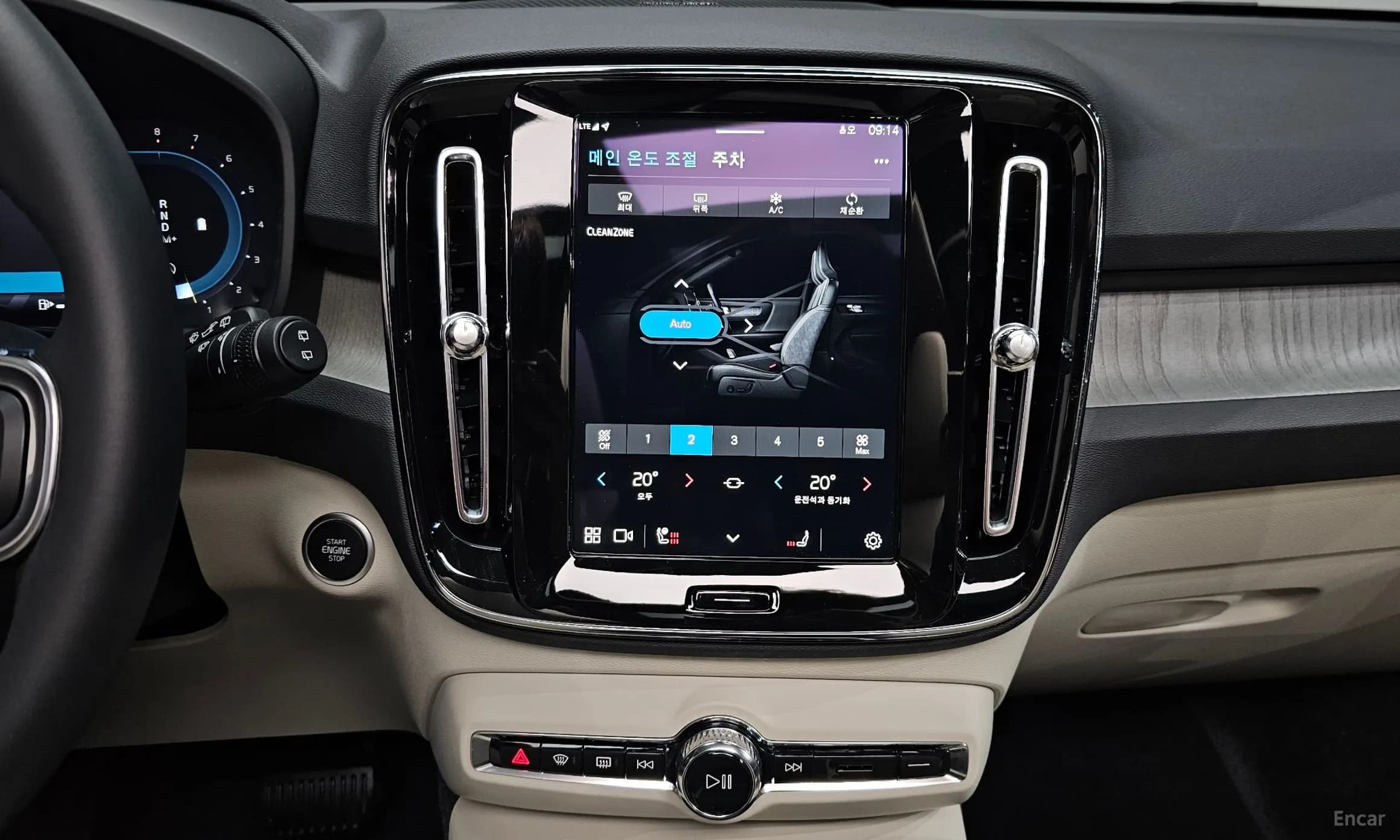 XC40
