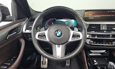X4 (G02)