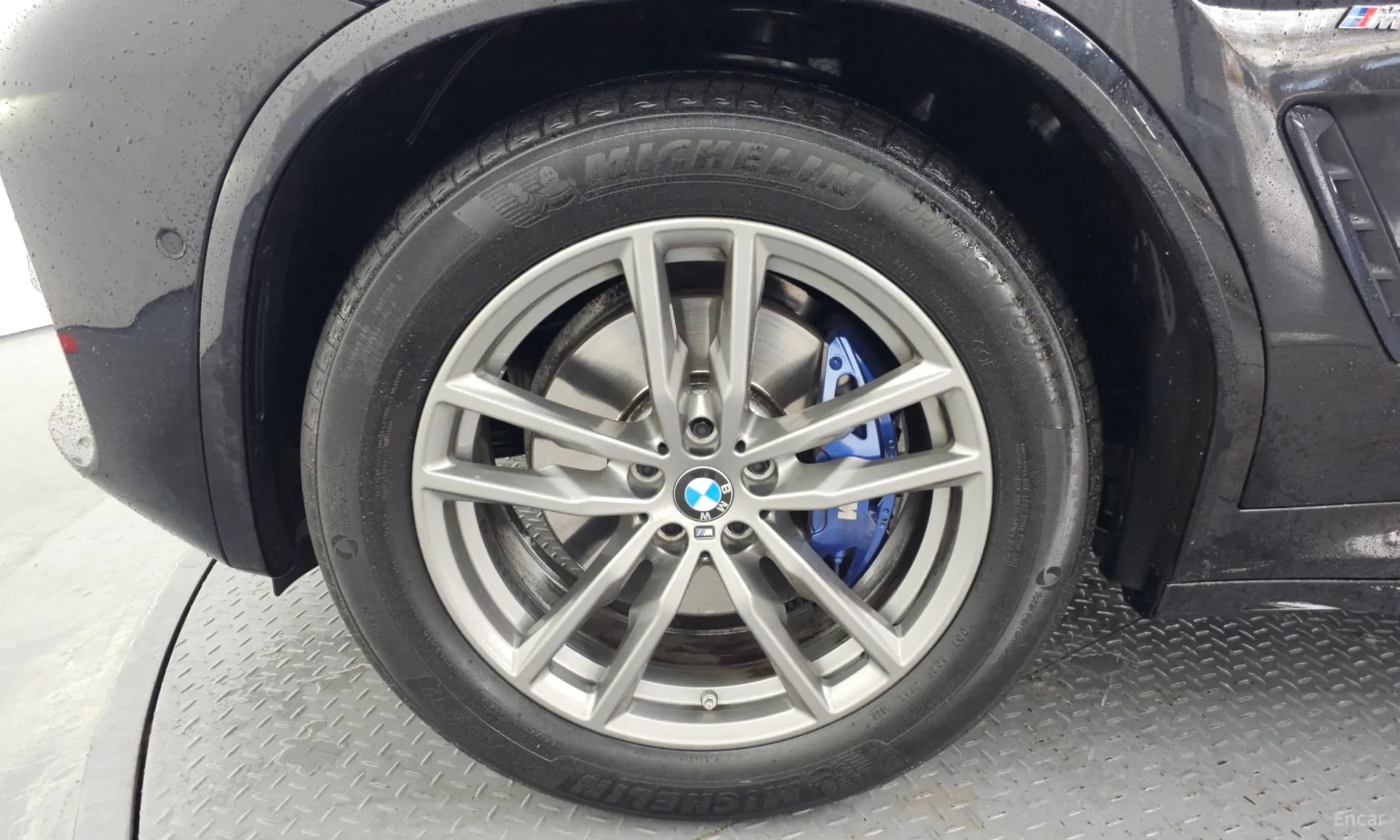 X4 (G02)