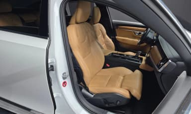 S90