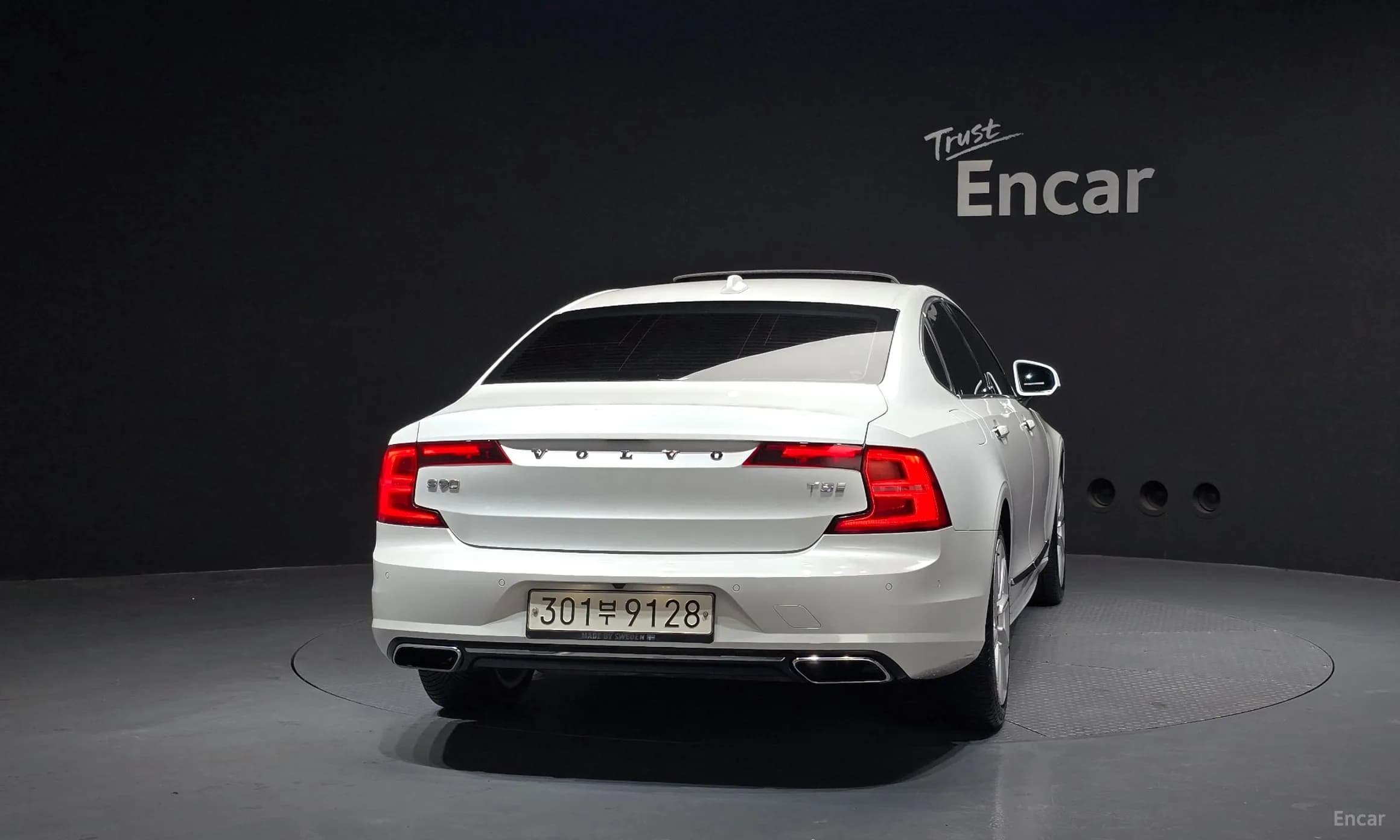 S90