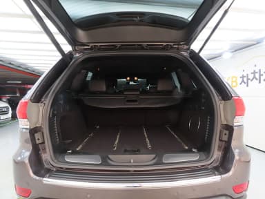Grand Cherokee