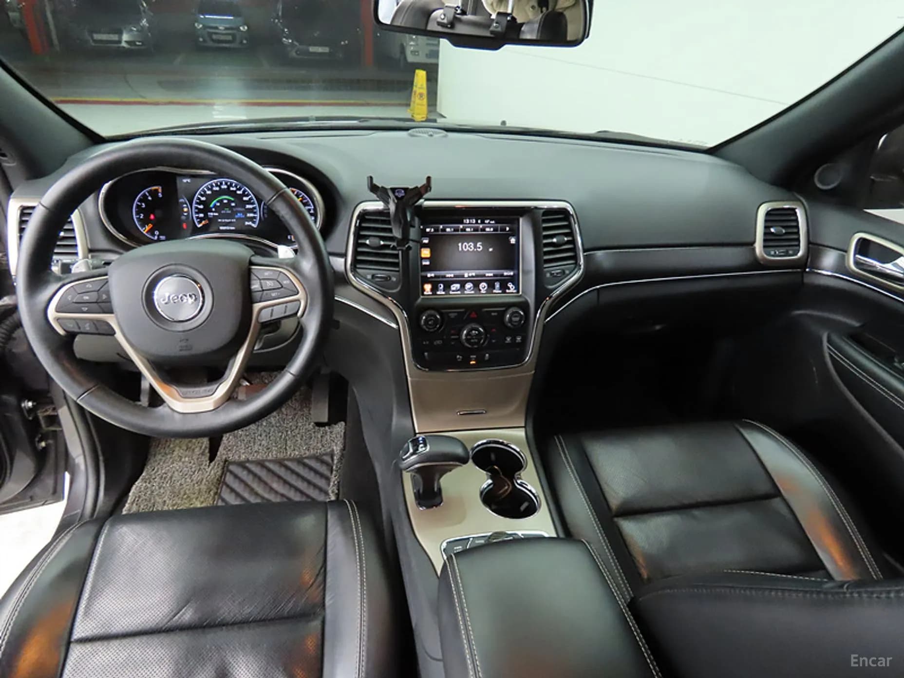 Grand Cherokee