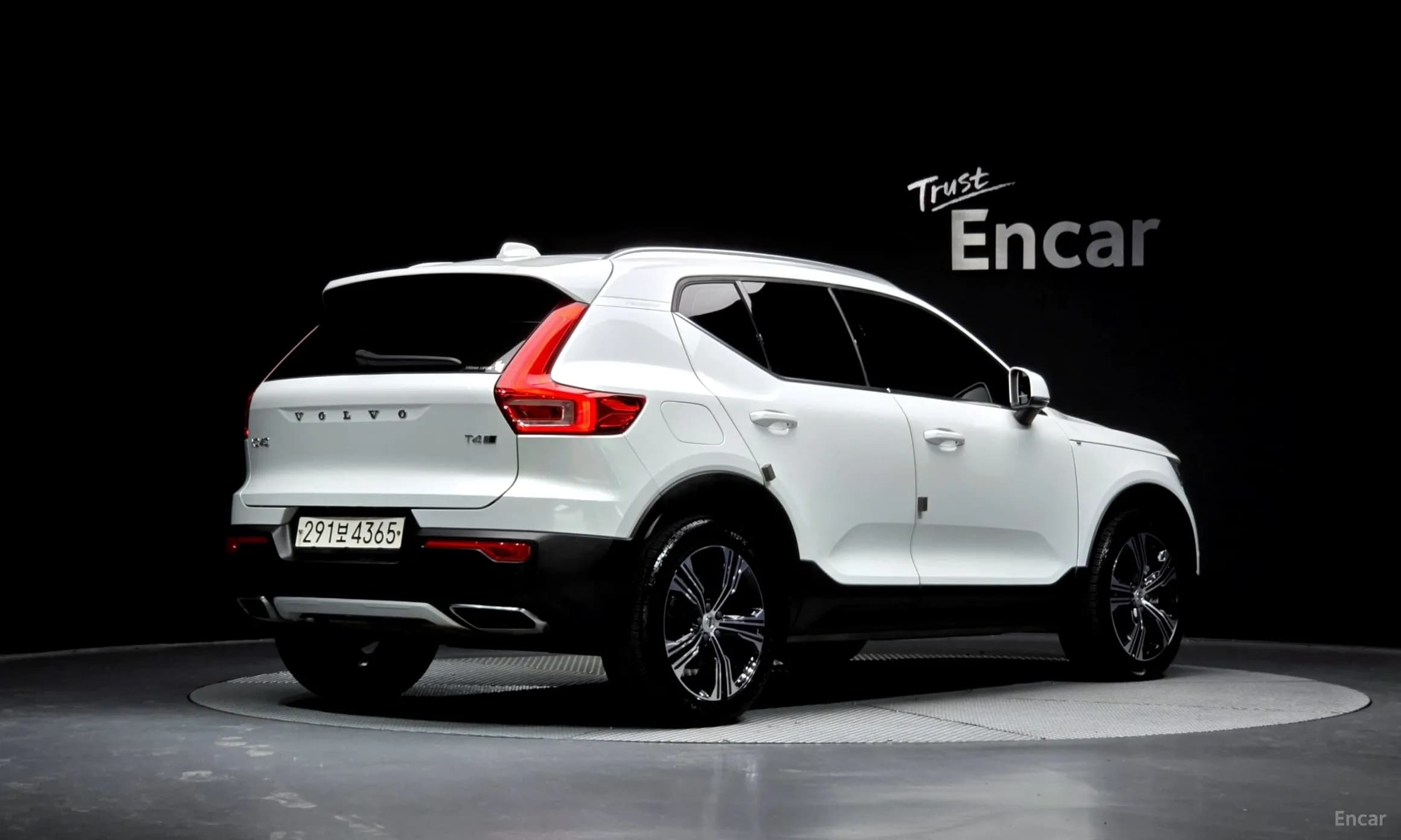 XC40