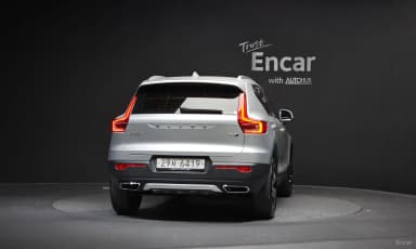 XC40