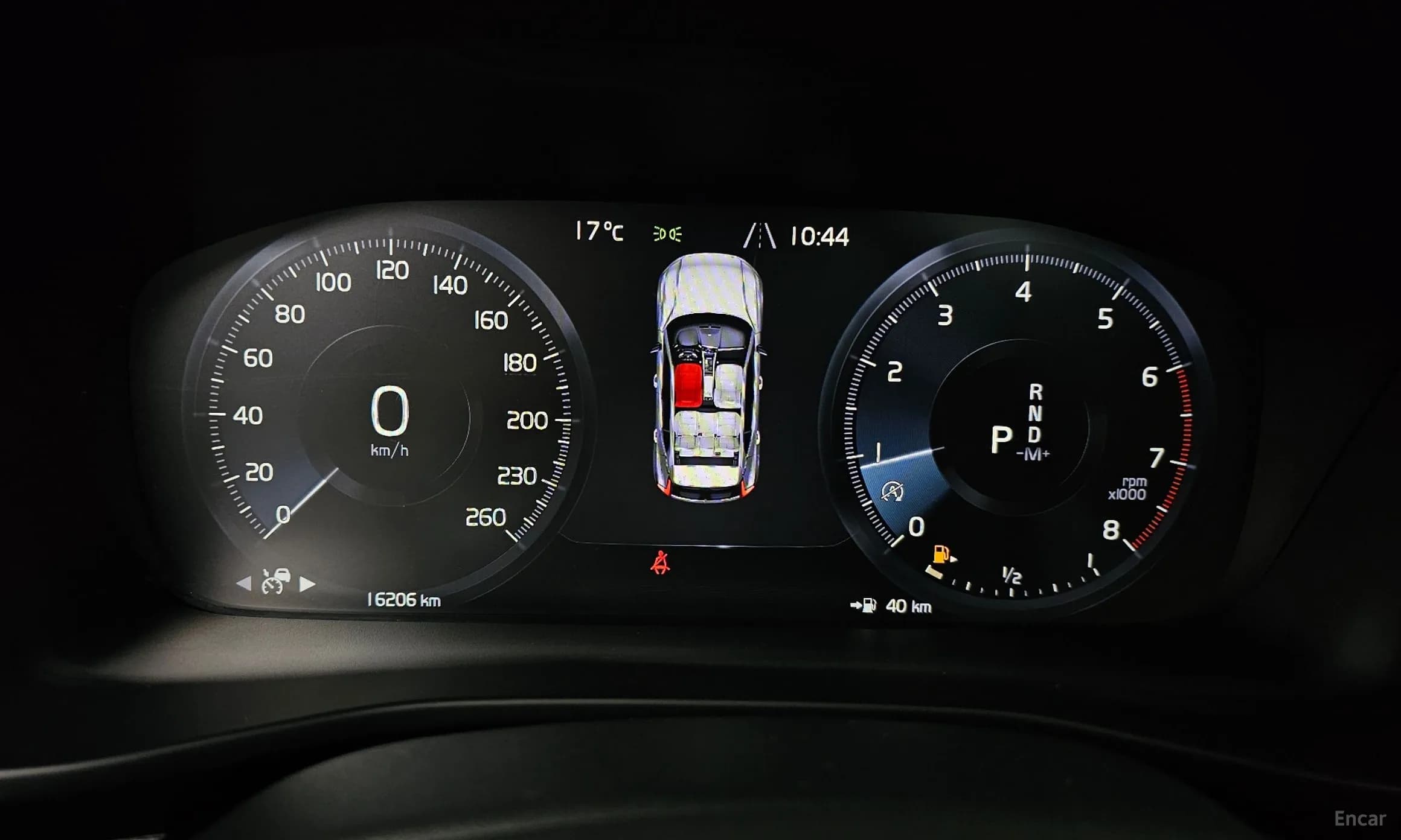XC40