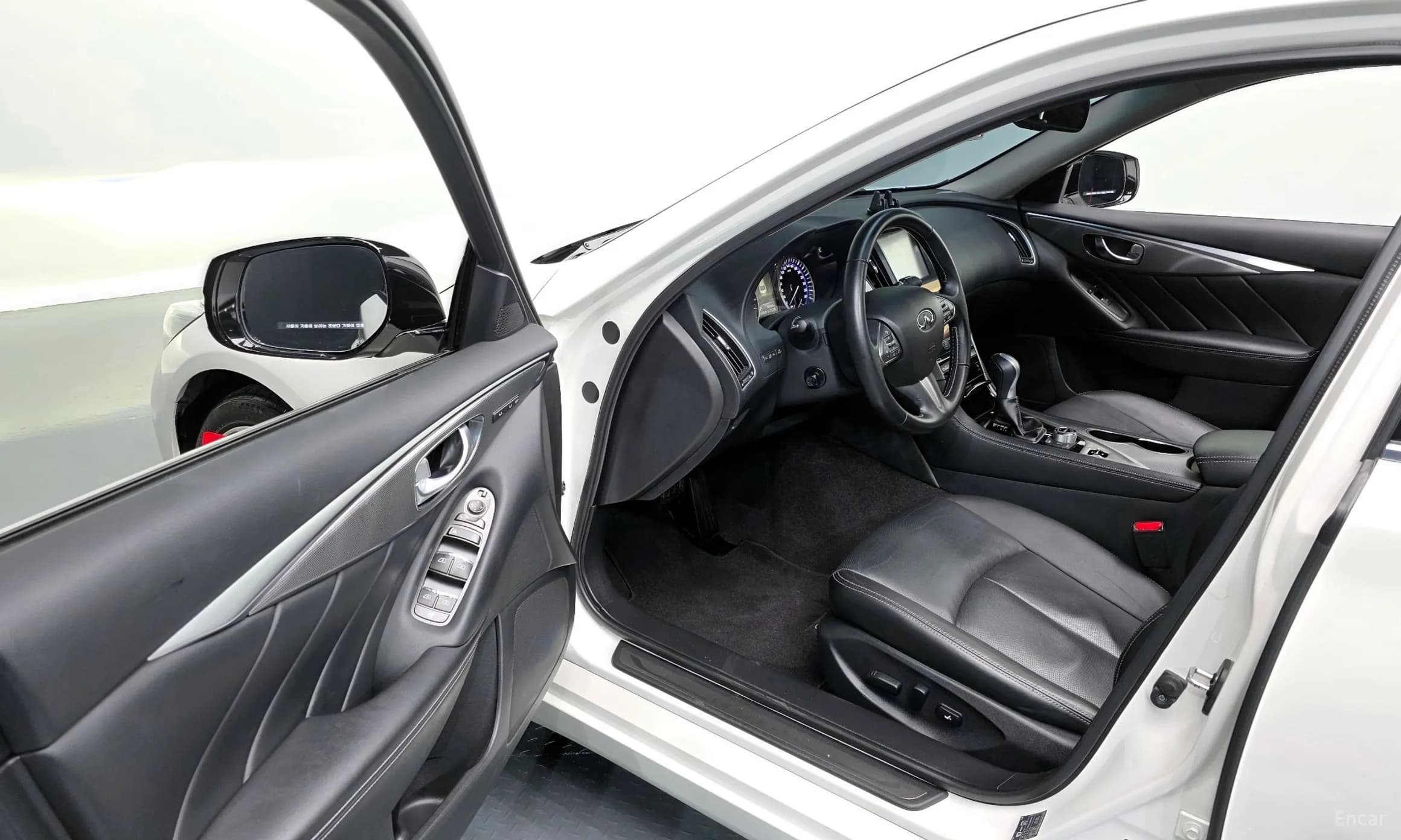 Q50