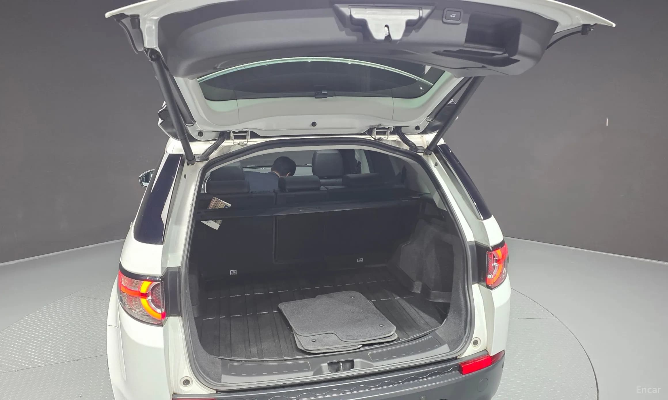 Discovery Sports