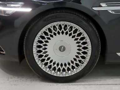 G90