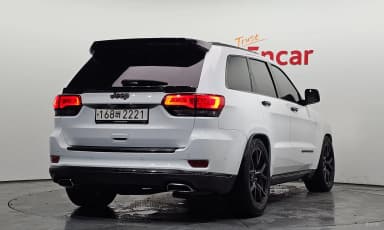Grand Cherokee