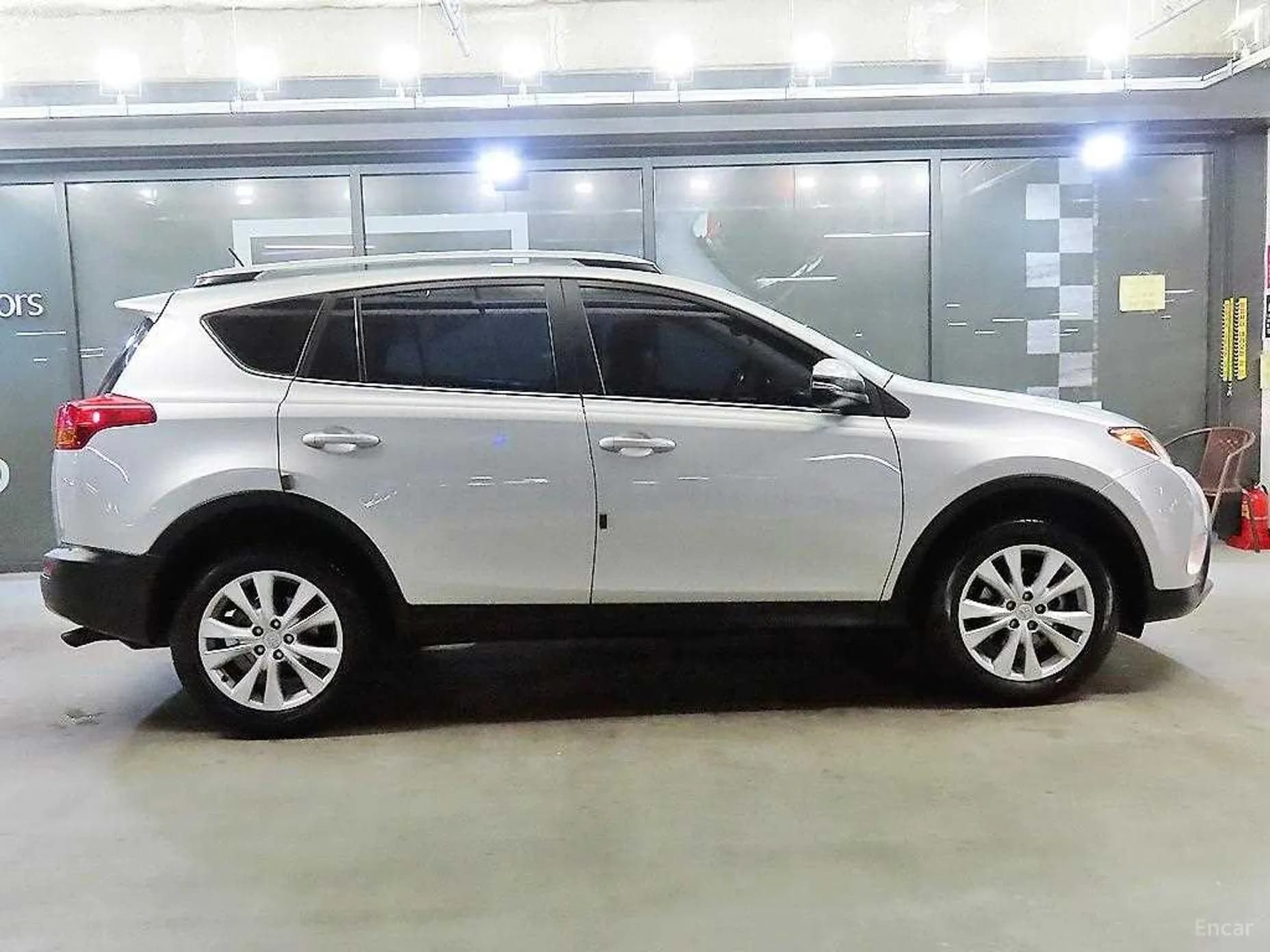 RAV4