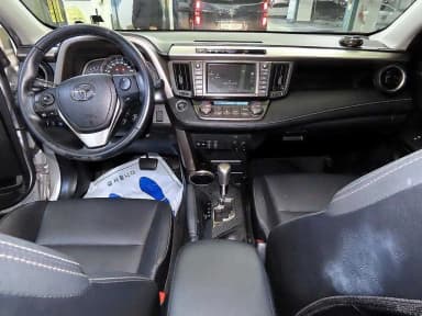 RAV4