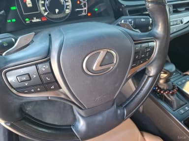 ES300h 7th Generation