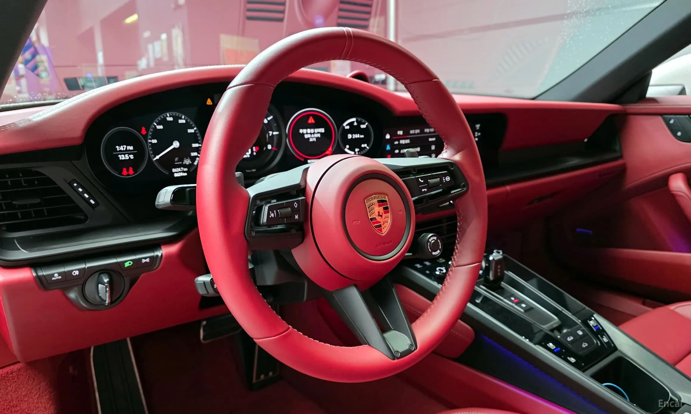 911 (992)