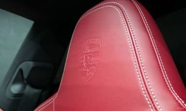911 (992)