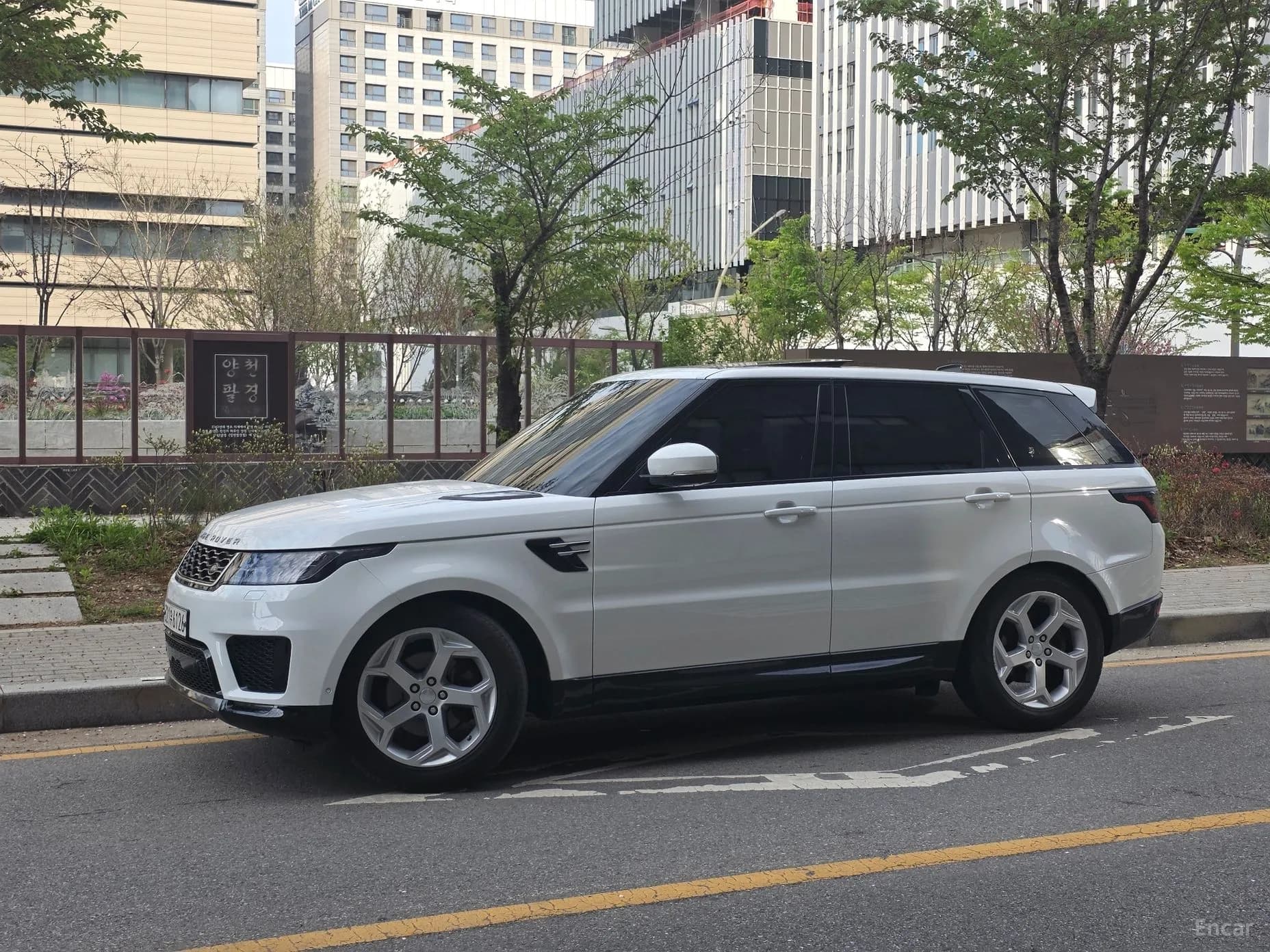 Range Rover Sport 2nd Generation