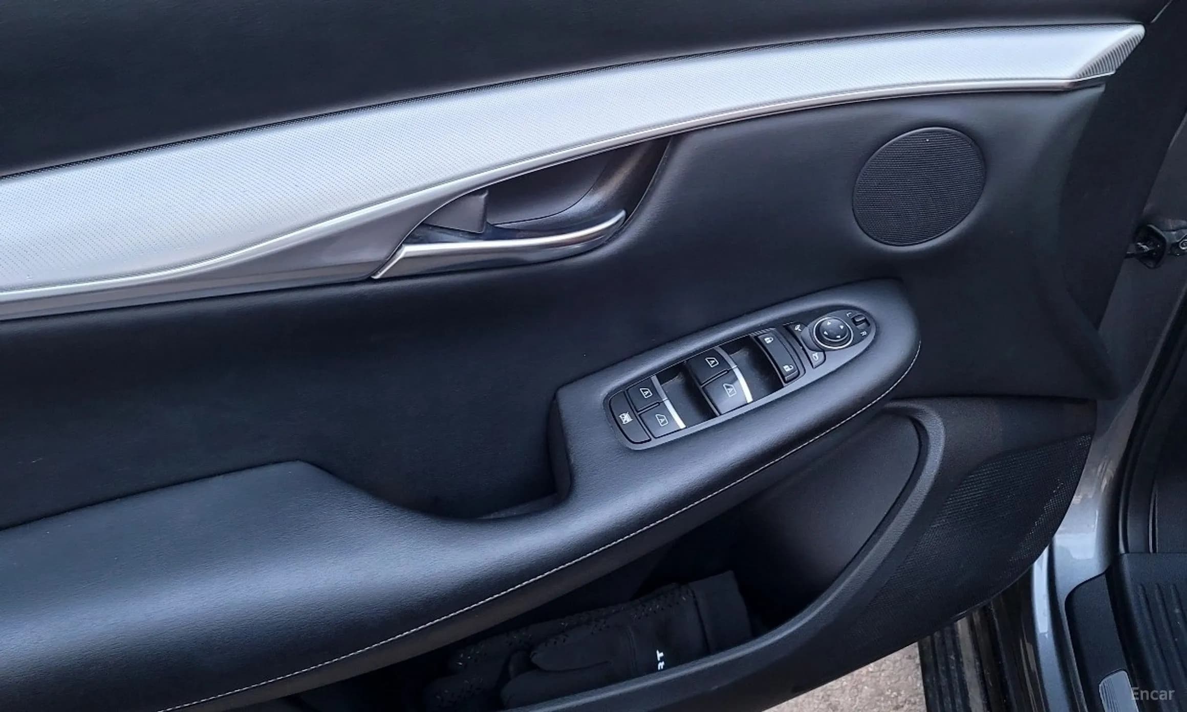 QX50 (P71A)