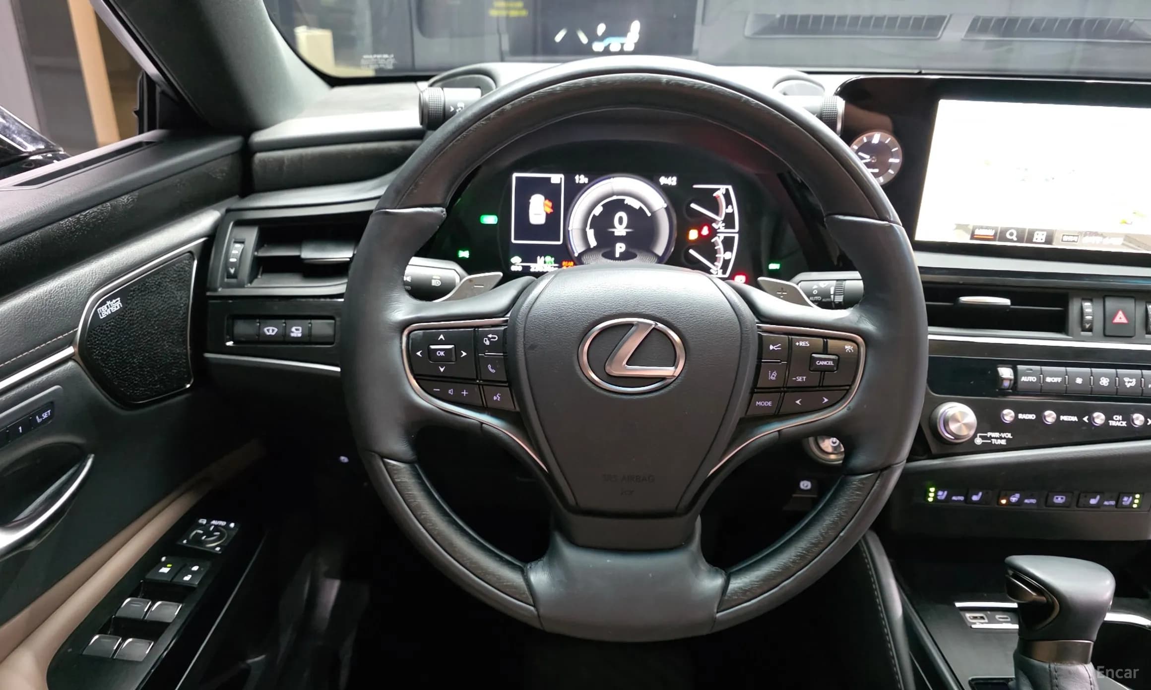 ES300h 7th Generation
