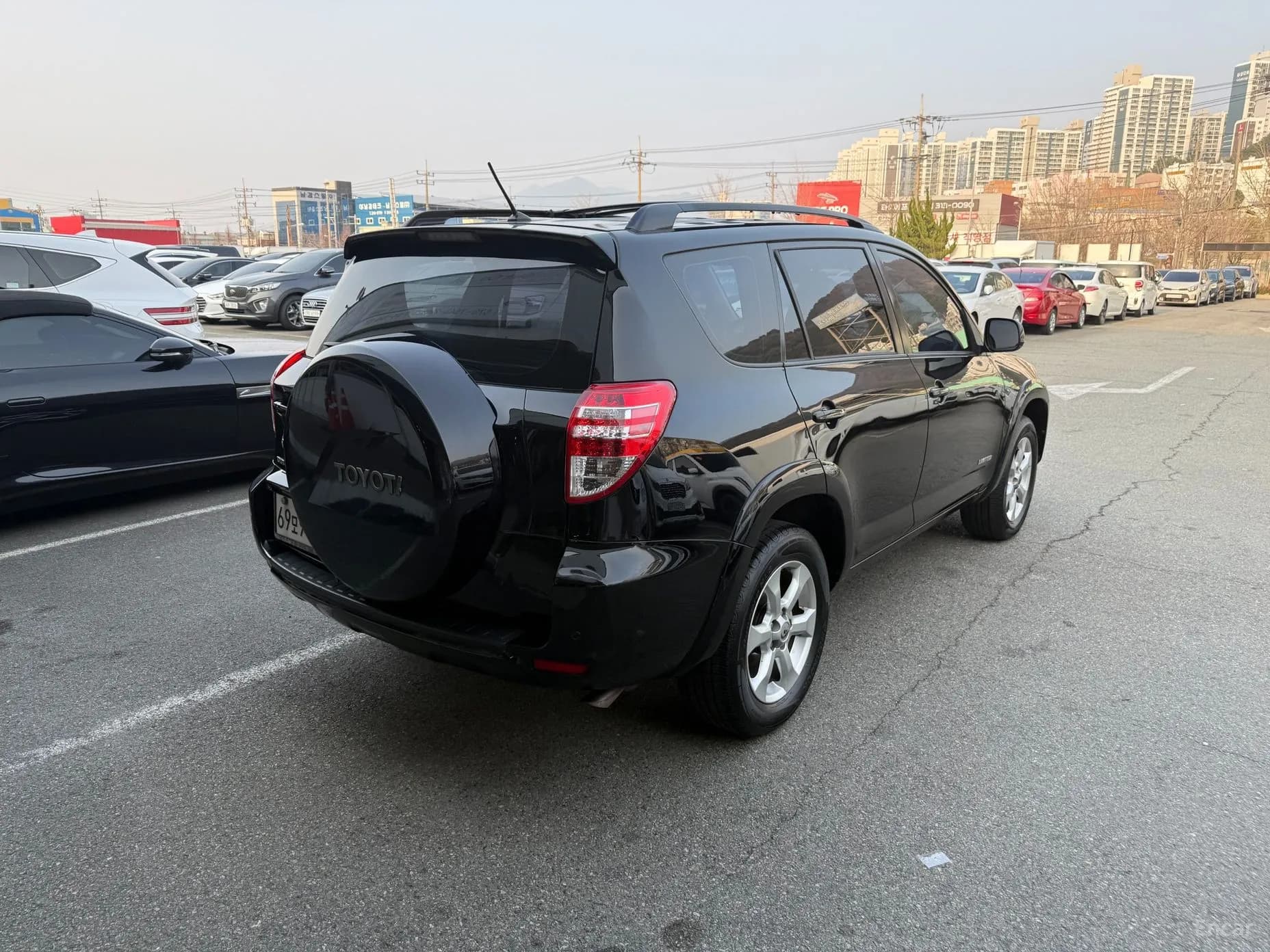 RAV4