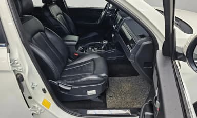 Rexton Sports Khan