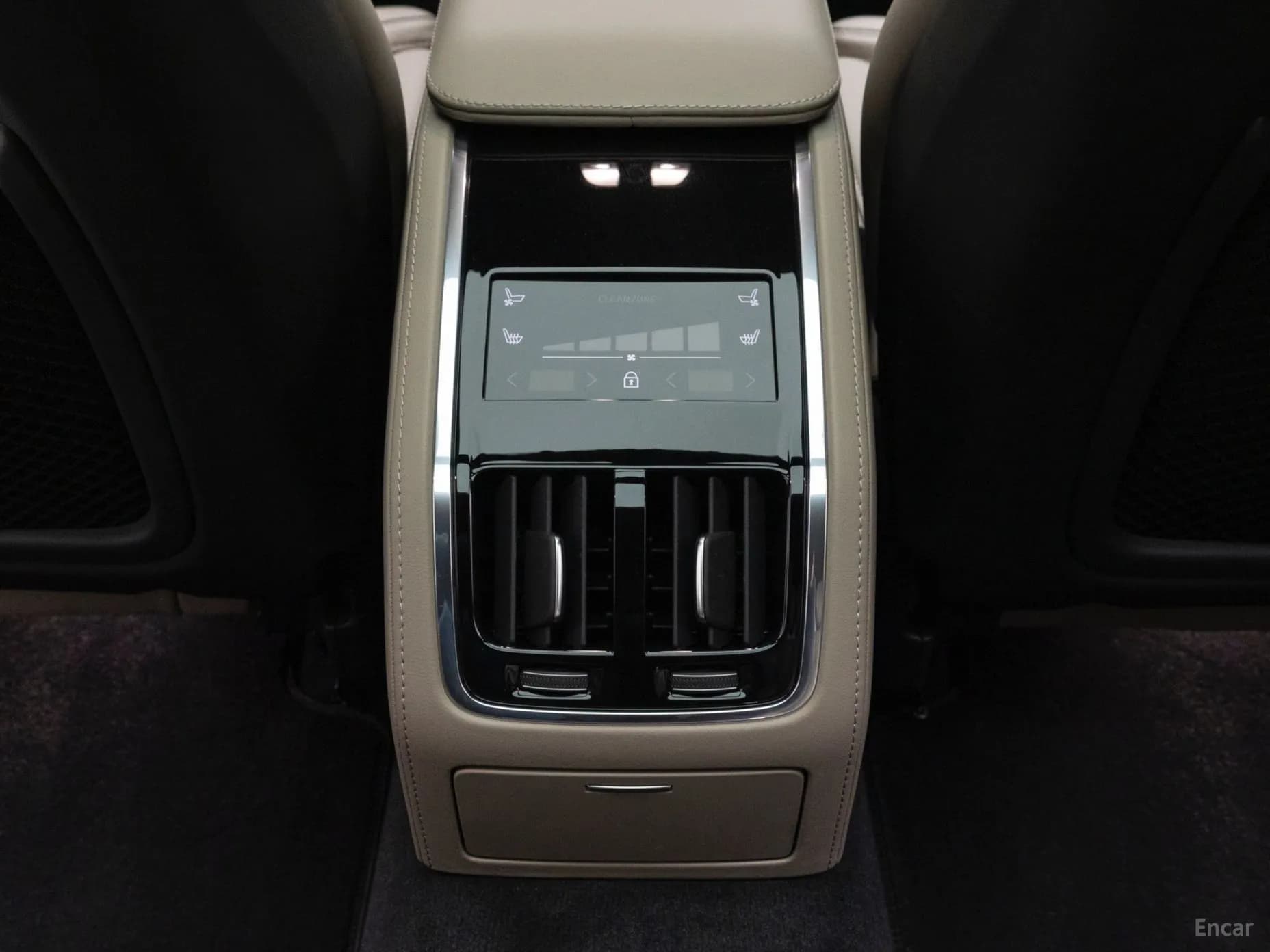 S90