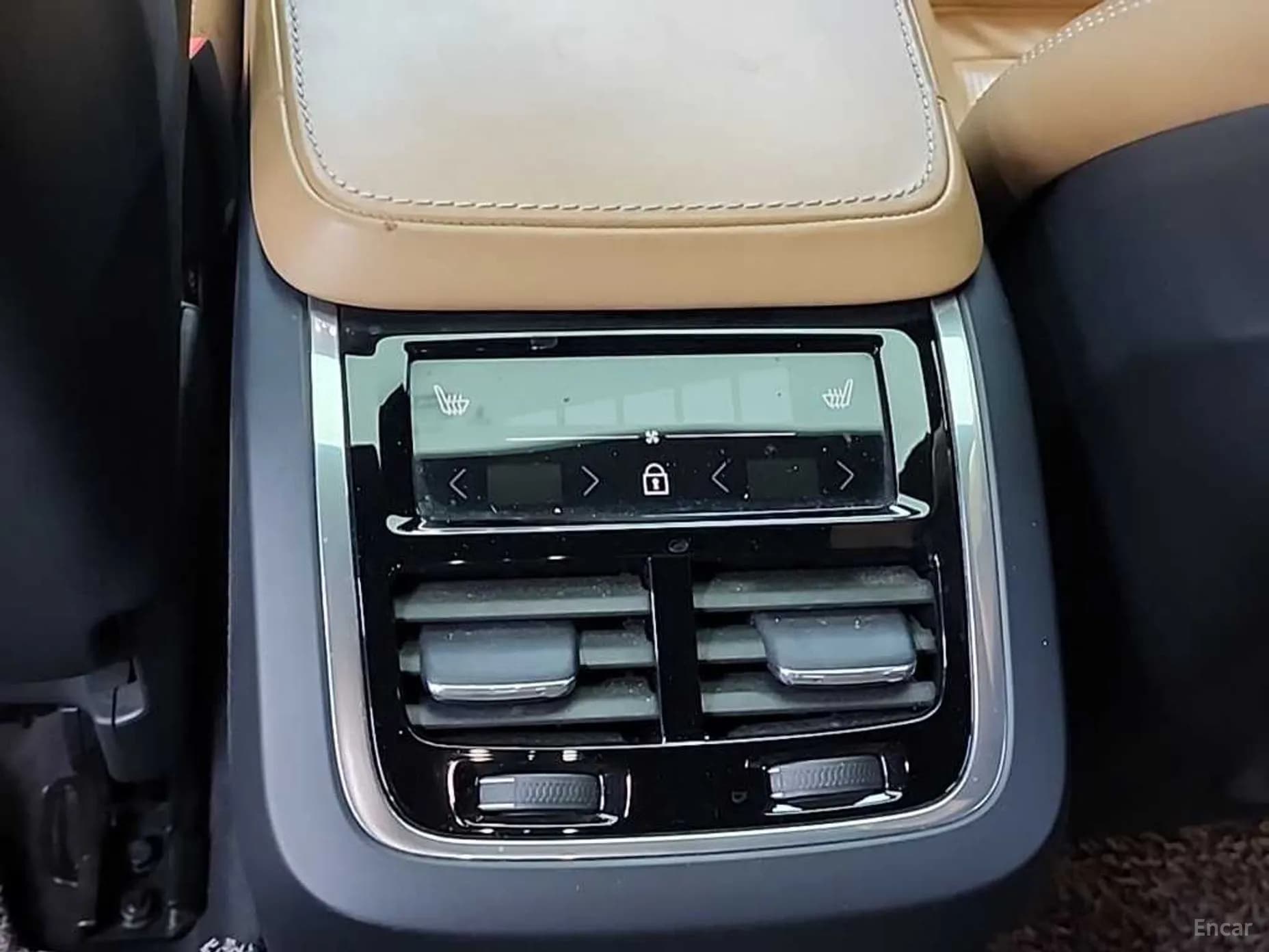S90