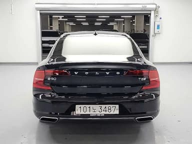 S90