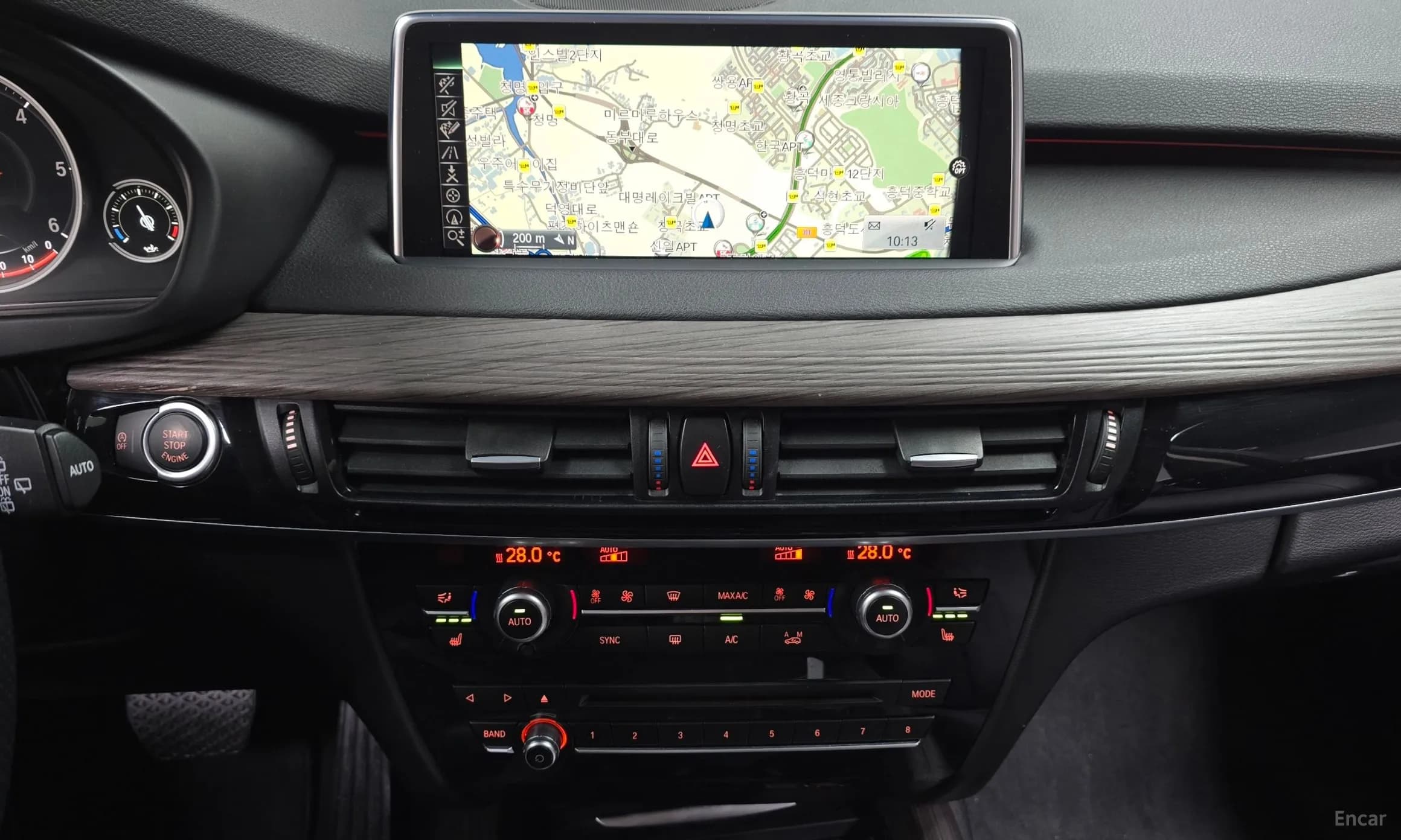 X5 (F15)