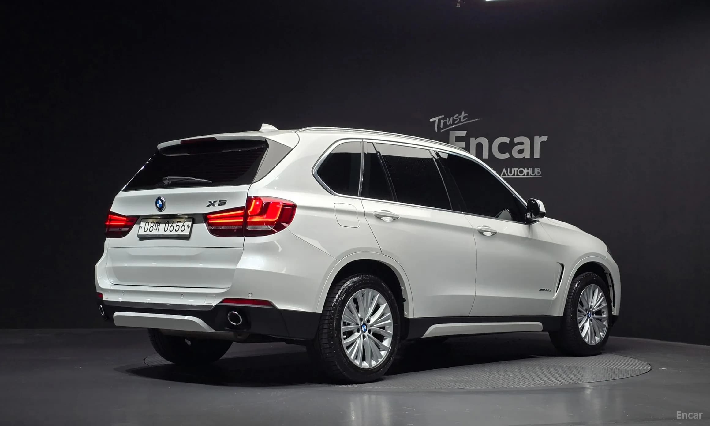 X5 (F15)