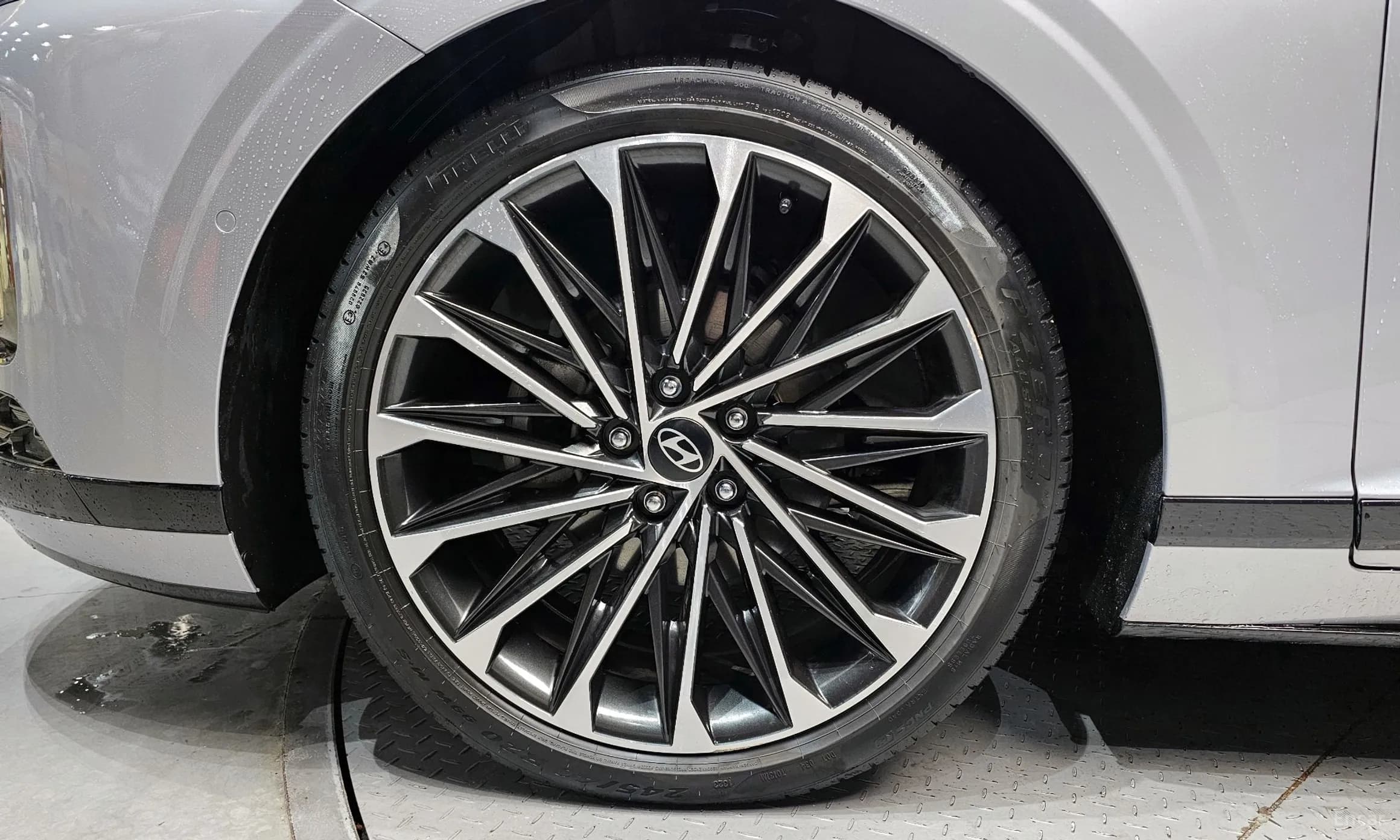 Grandeur Hybrid (GN7)