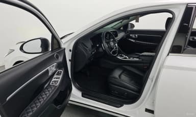 Sonata Hybrid (DN8)