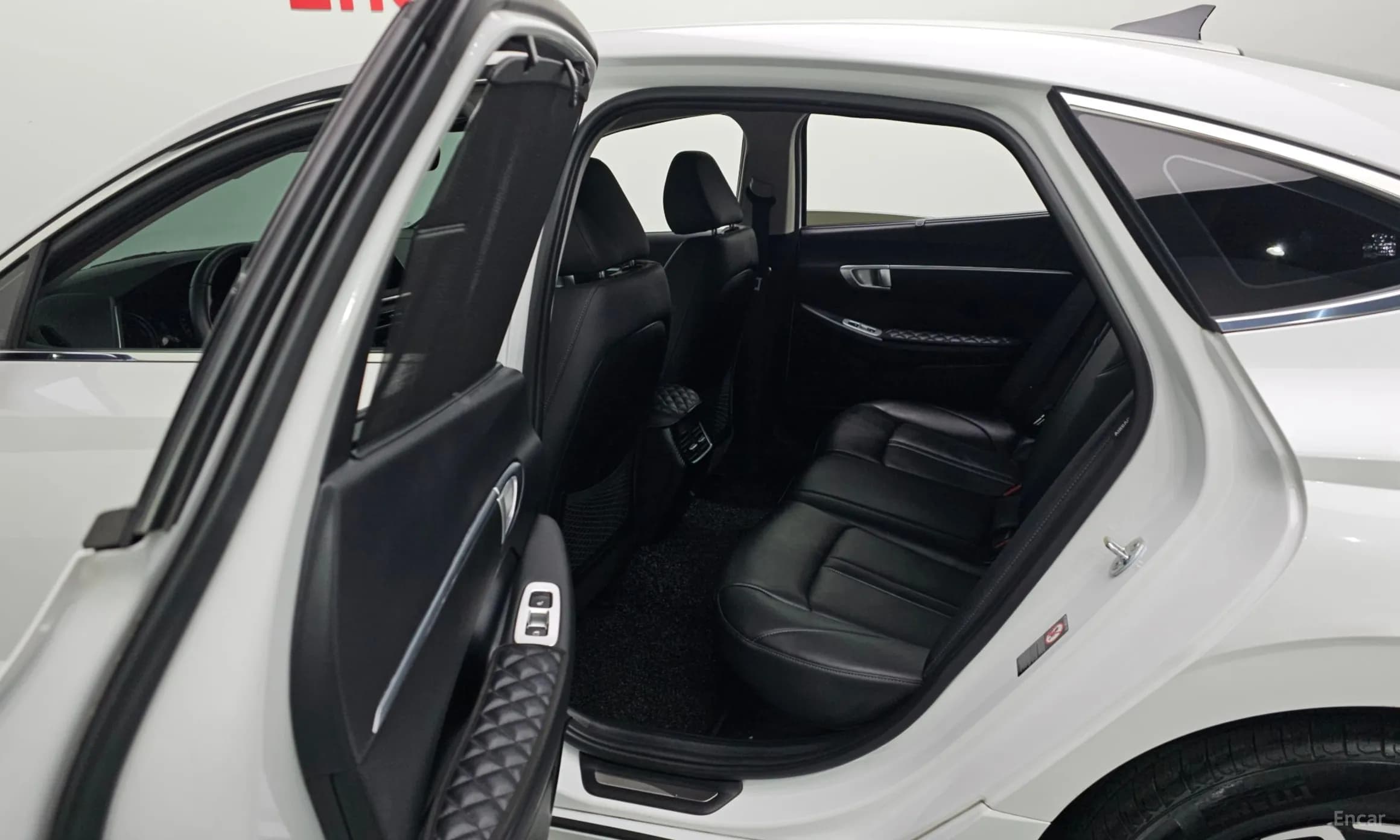 Sonata Hybrid (DN8)