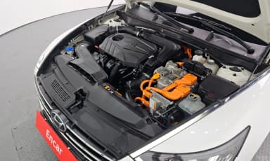 Sonata Hybrid (DN8)
