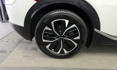 EV6