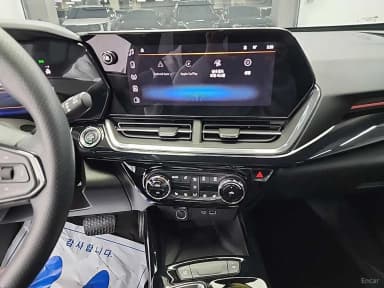 Trax Crossover