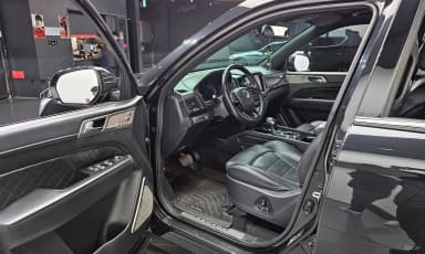 G4 Rexton