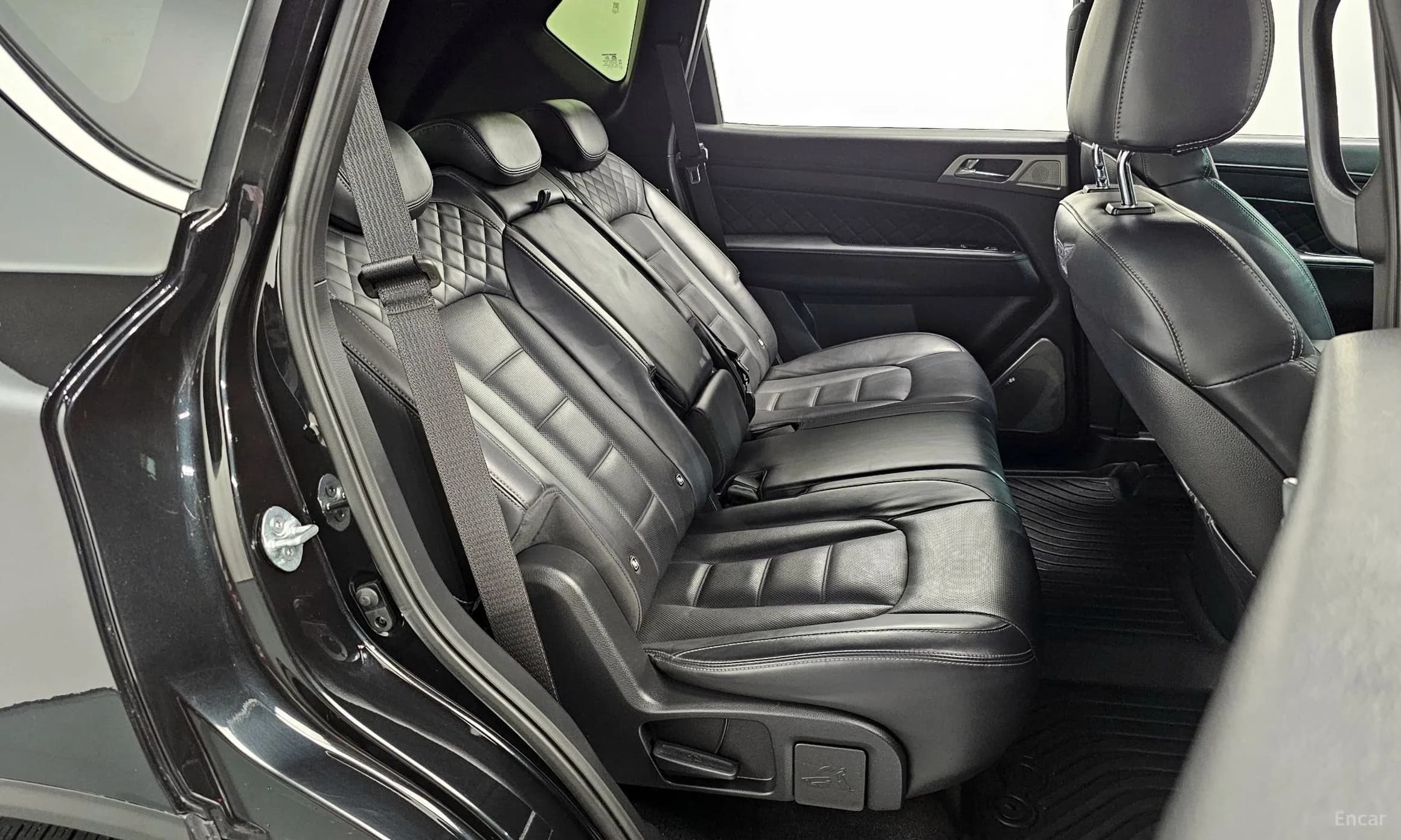 G4 Rexton
