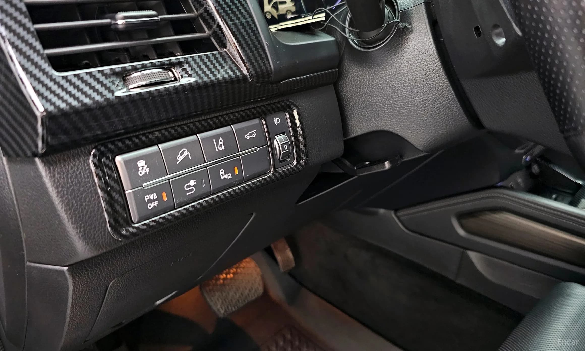 G4 Rexton