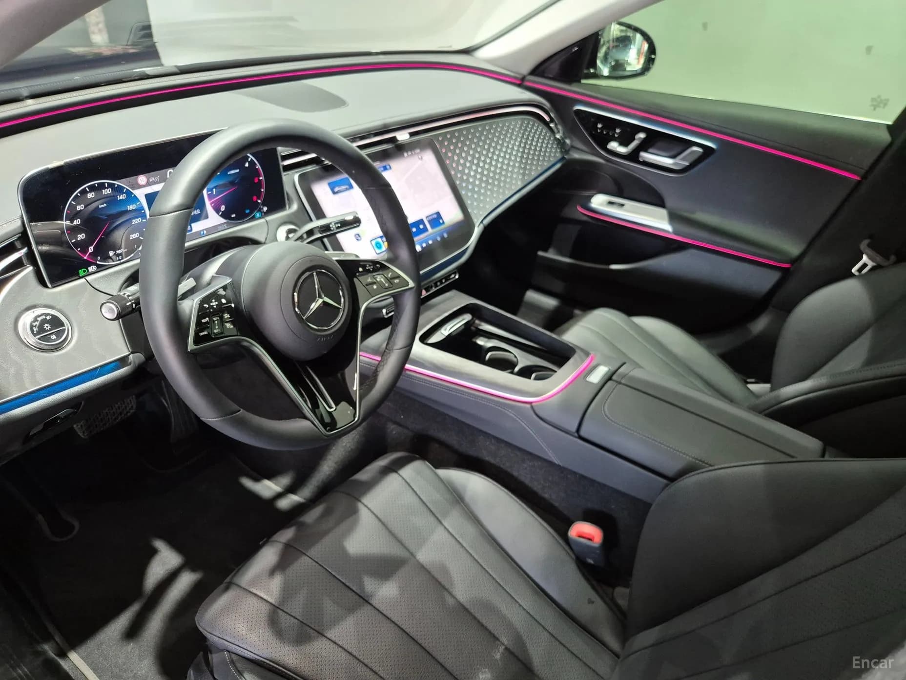 E-Class W214