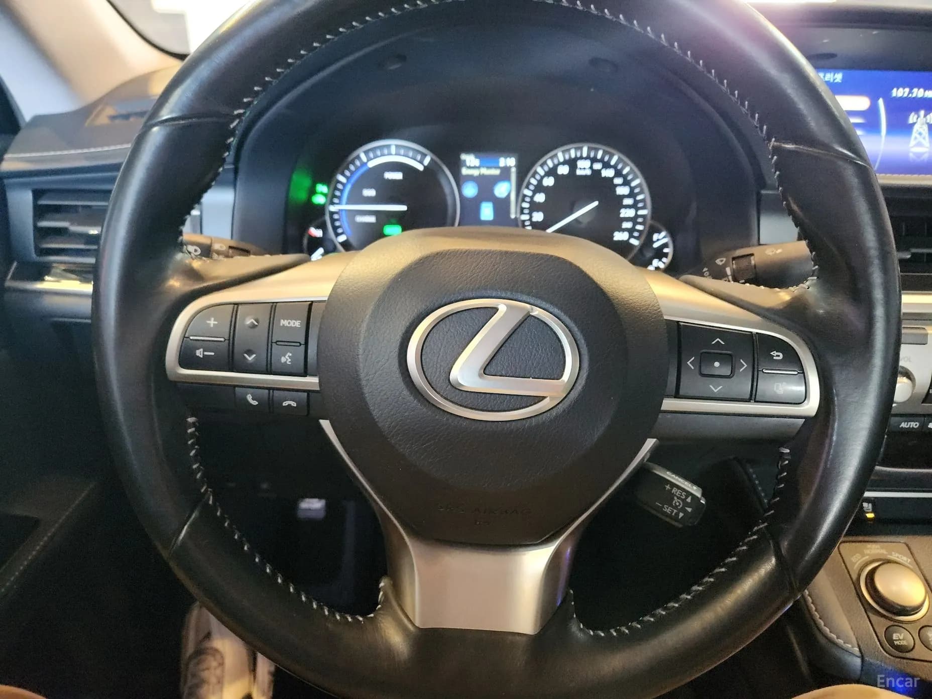 New ES300h