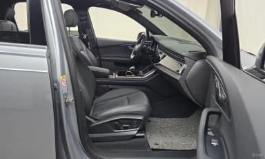 Q7 (4M)
