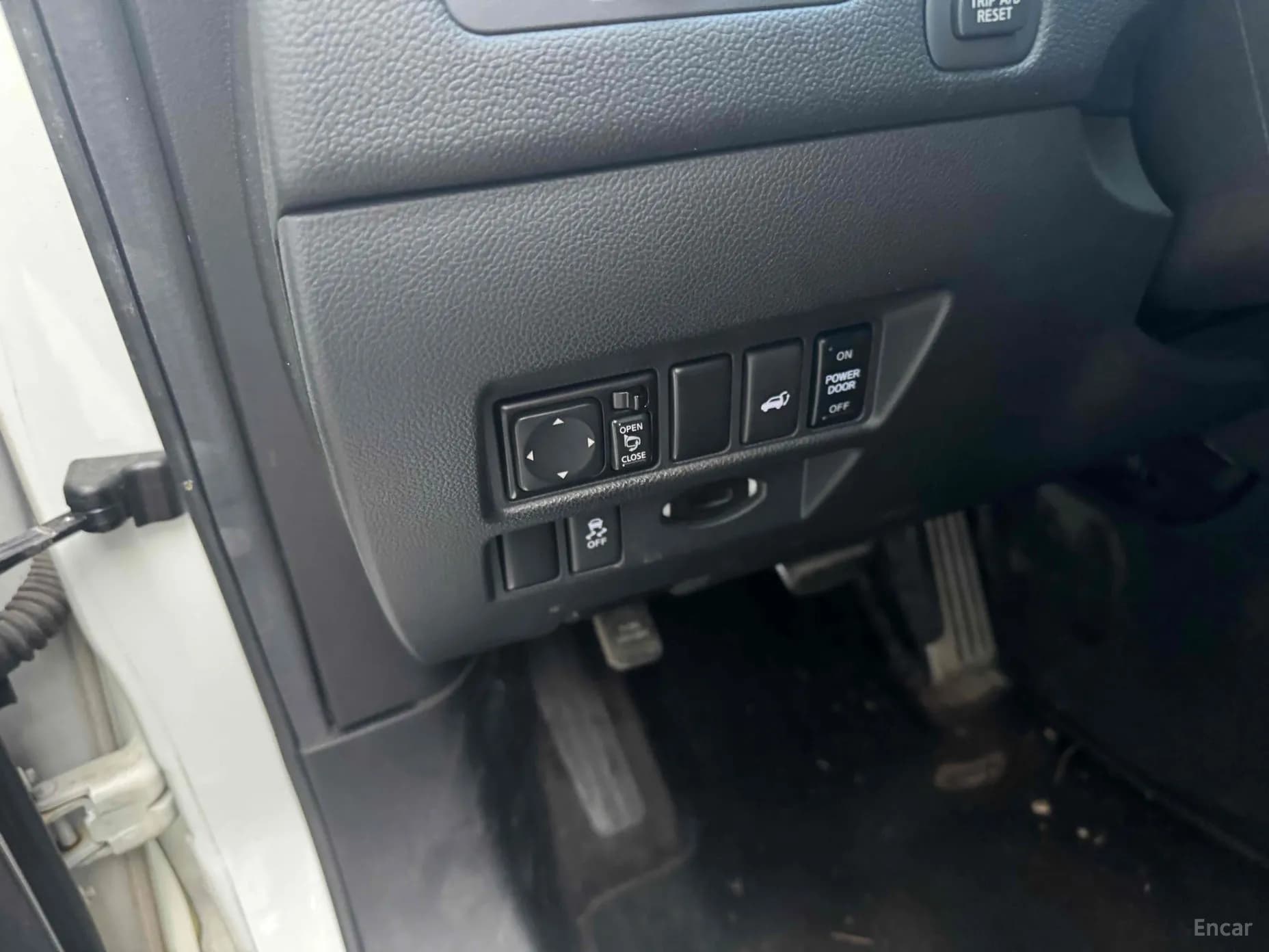 QX70