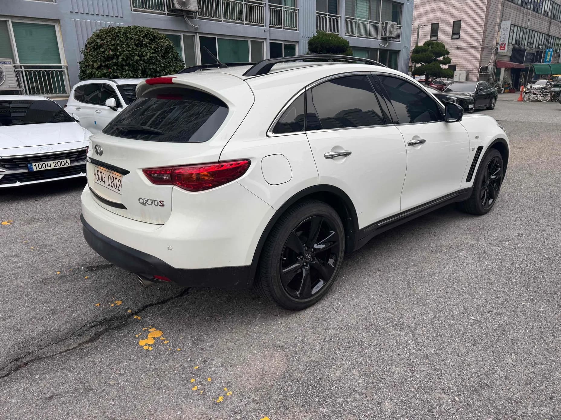 QX70