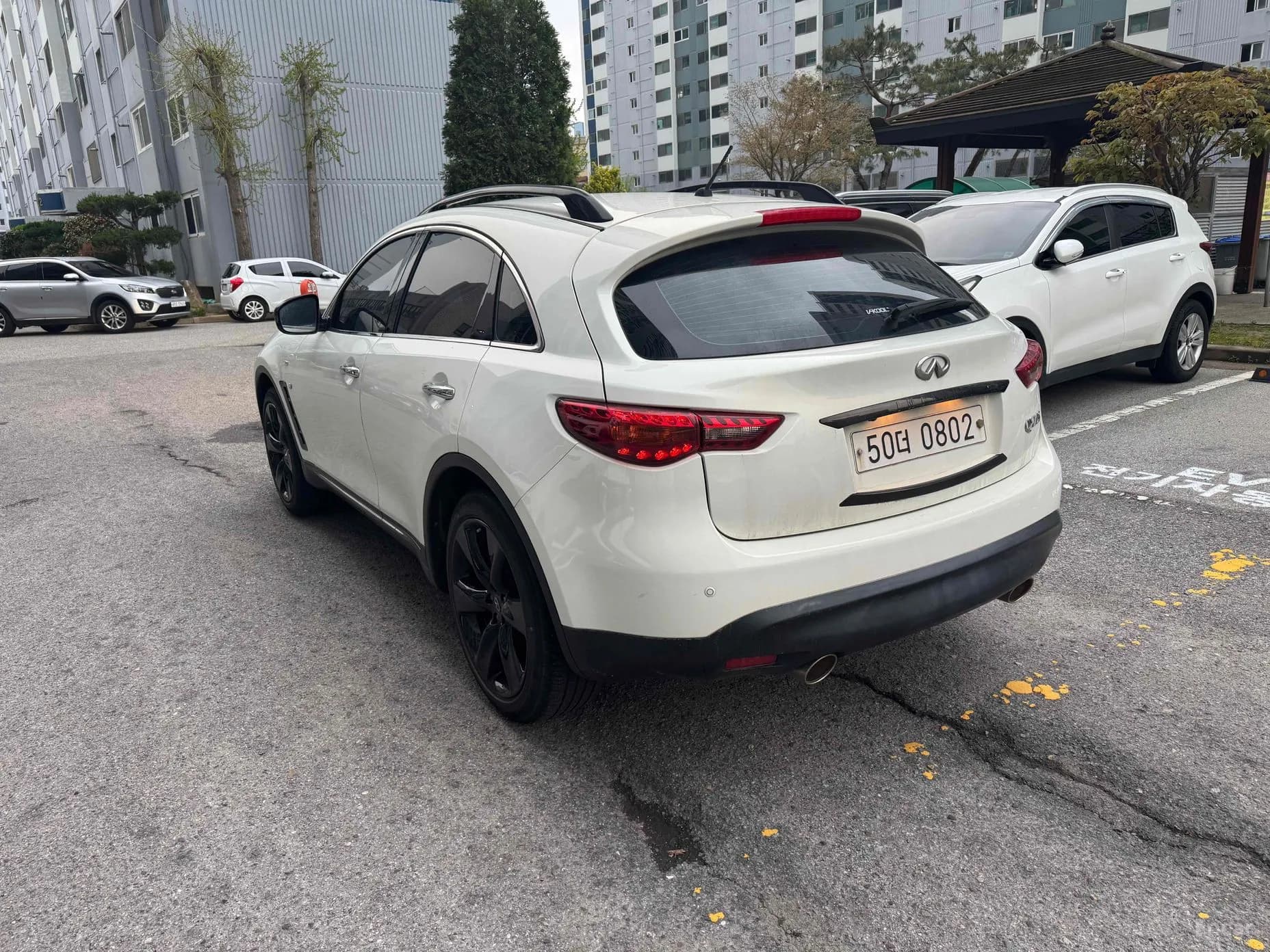 QX70